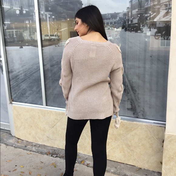 SOLD OUT - Picture 4 of 7